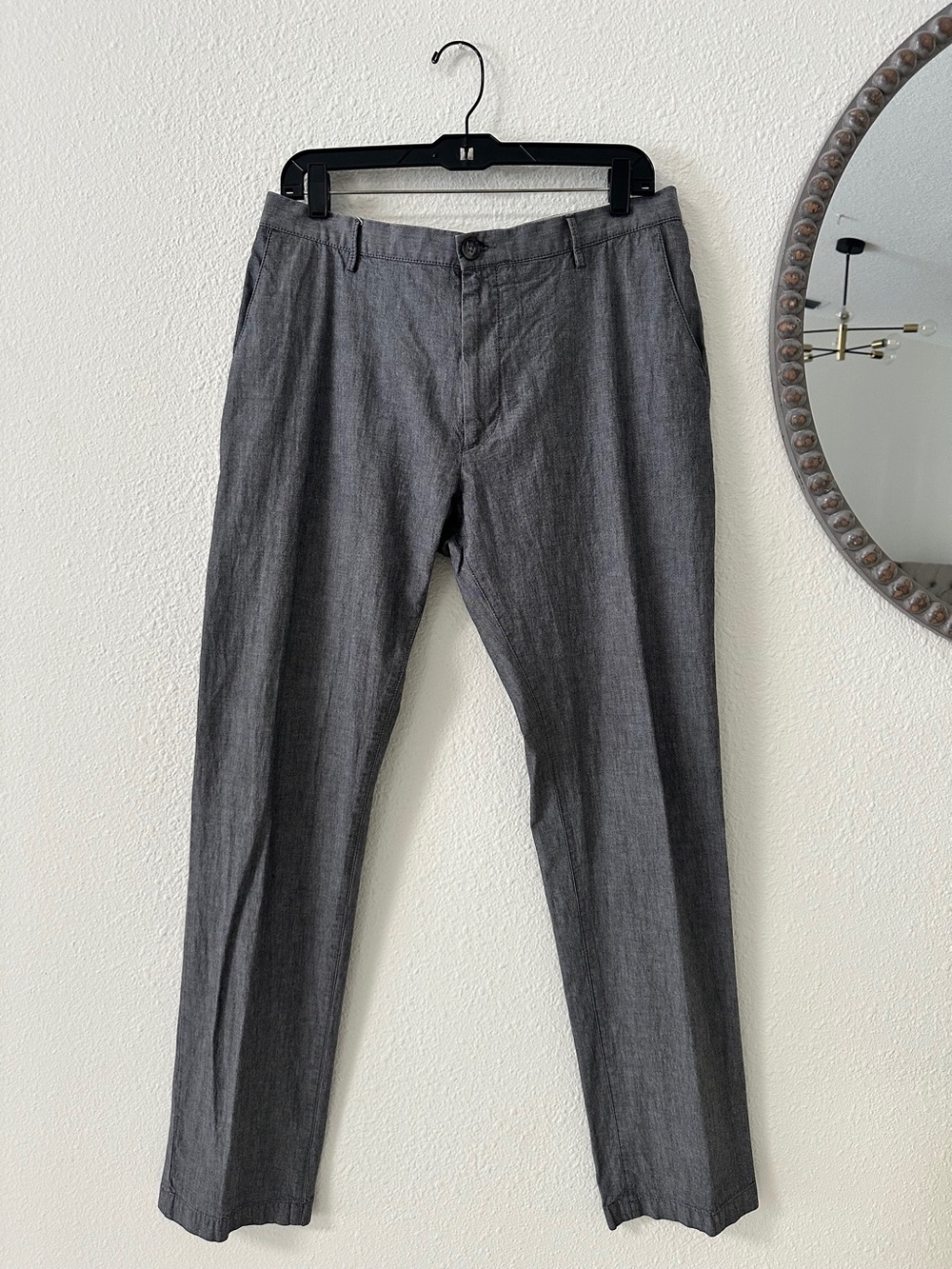 Hugo Boss Classic Gray Cotton Men’s Dress Pants 40R Neutral Essential